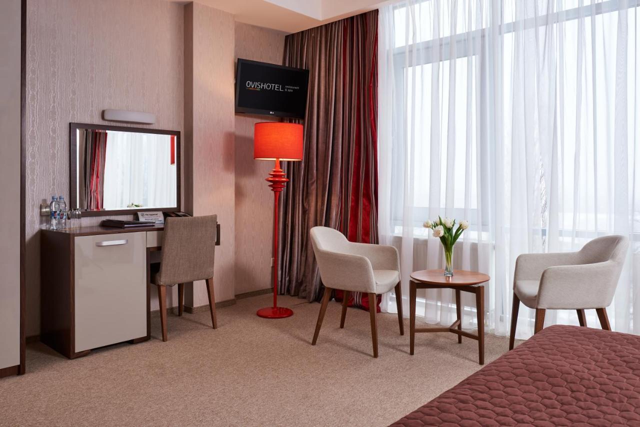 Ovis Hotel Charkiv Esterno foto