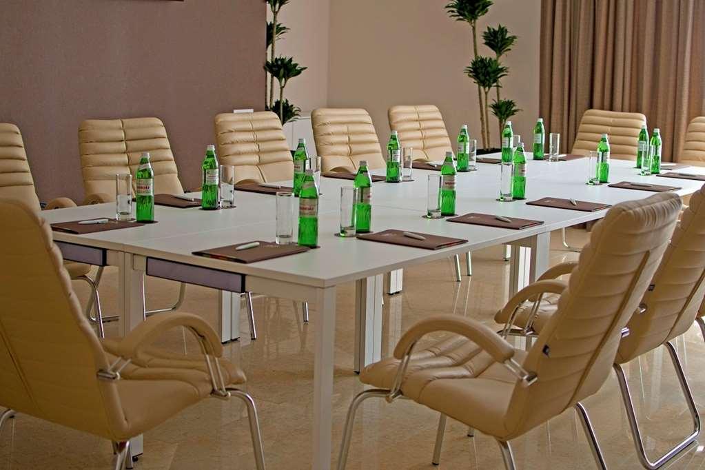 Ovis Hotel Charkiv Servizi foto